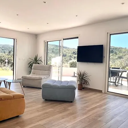 Contemporaine Bord De Saint Aygulf Frejus