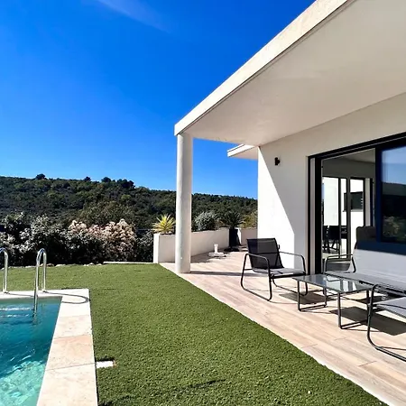 Contemporaine Bord De Saint Aygulf