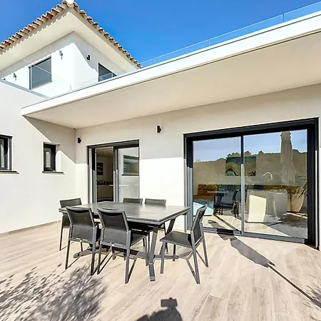 Contemporaine Bord De Βίλα *
